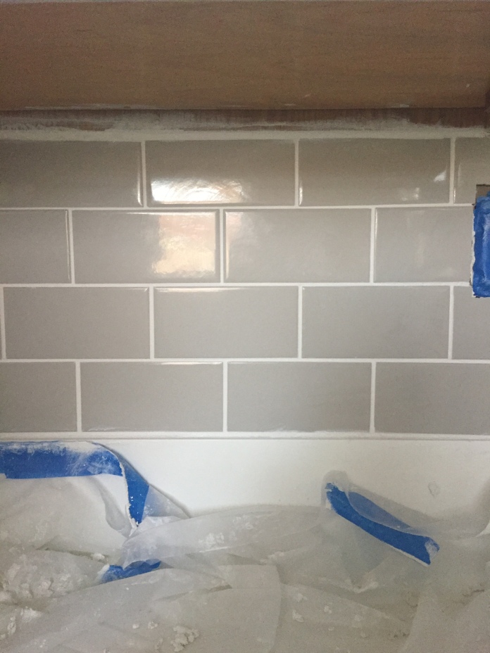 Bright Tender Gray Subway Tile, Bright White Grout